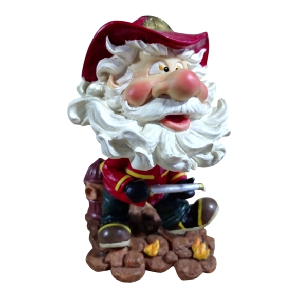 Christmas Around The World In The Heat Of The Holidays Fireman Santa Bobble Head - Picture 1 of 12